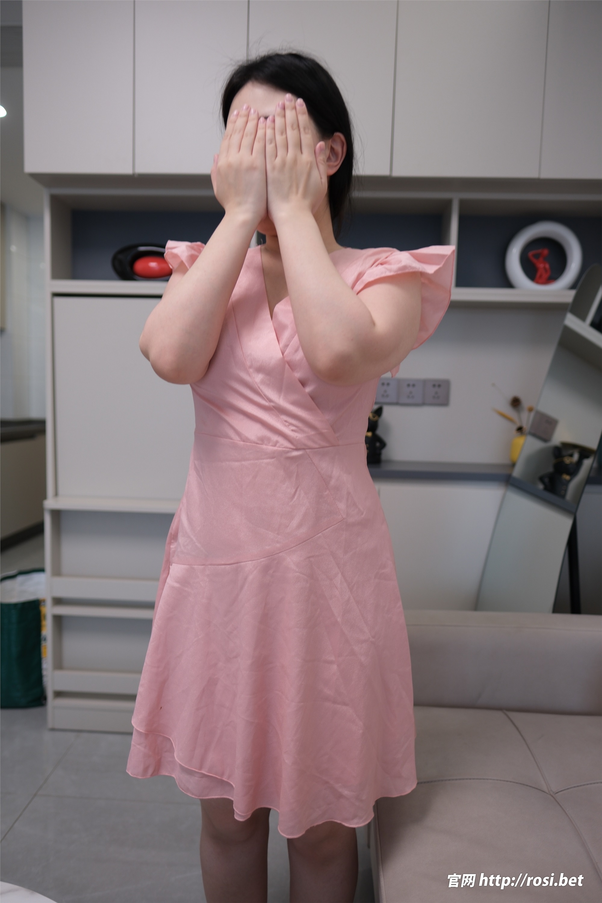 ROSI写真 2024.10.30 NO.4713